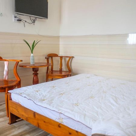 Hoang Yen Hostel Кантхо Екстер'єр фото